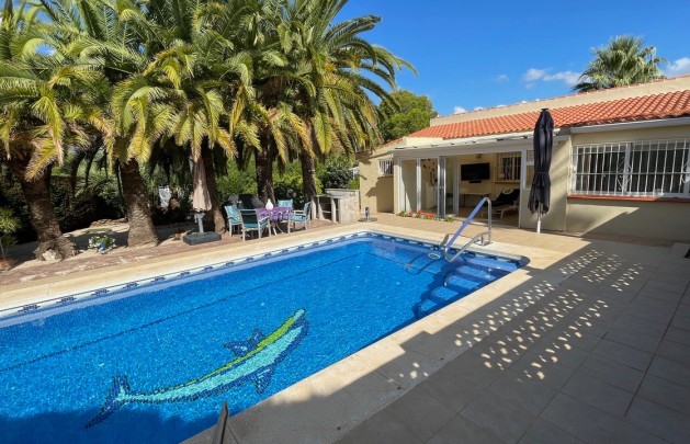 Villa - Verkoop - Albir - Albir