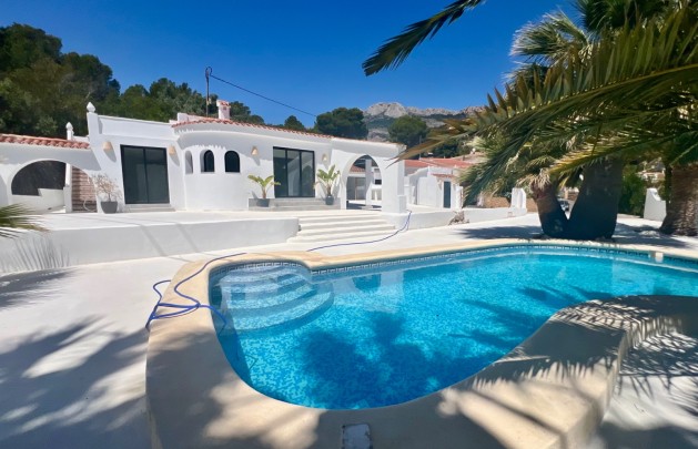 Villa - Verkoop - Altea - Altea