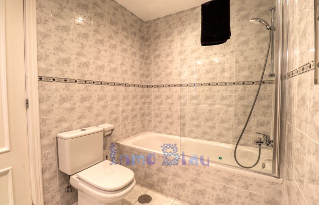 Alquiler a corto plazo - Apartamento / piso - Albir - Centro