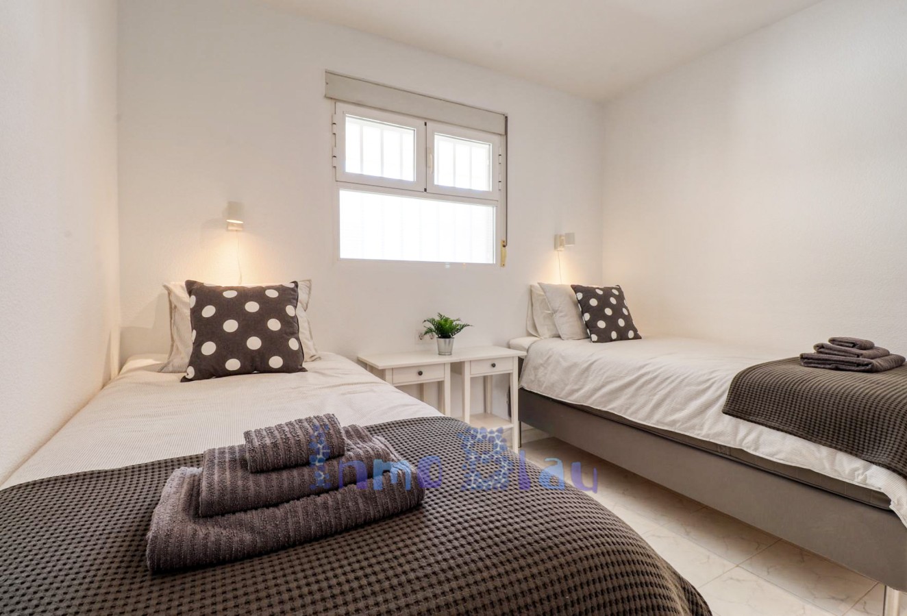 Alquiler a corto plazo - Apartamento / piso - Albir - Centro
