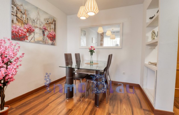 Alquiler a corto plazo - Apartamento / piso - Albir - Centro