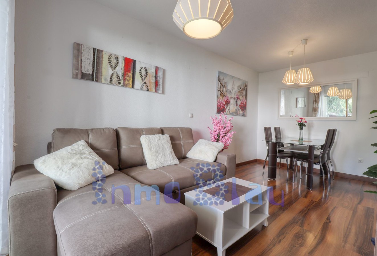 Alquiler a corto plazo - Apartamento / piso - Albir - Centro