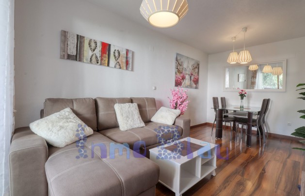 Alquiler a corto plazo - Apartamento / piso - Albir - Centro