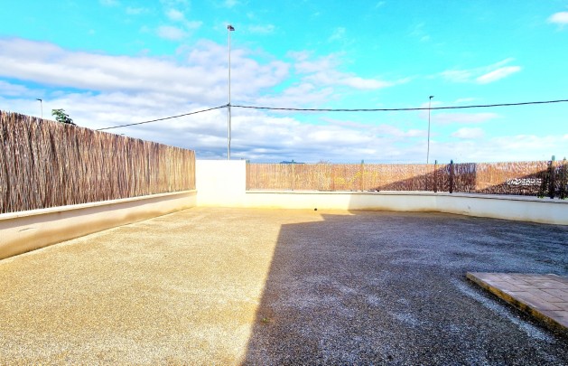 Obra nueva - detached - Purias