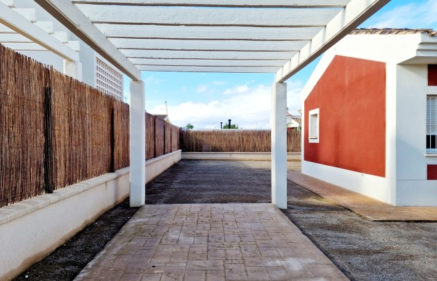 Obra nueva - detached - Purias