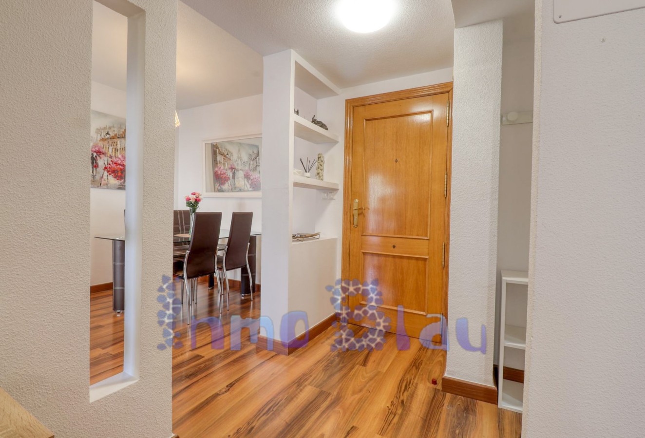 Alquiler a corto plazo - Apartamento / piso - Albir - Centro