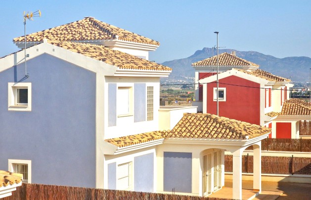 New Build - detached - Purias