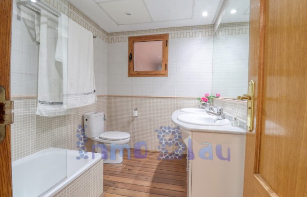 Alquiler a corto plazo - Apartamento / piso - Albir - Centro