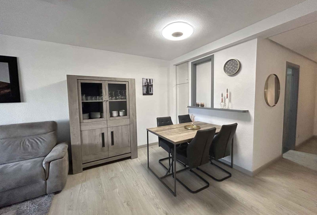 Alquiler a corto plazo - Apartamento / piso - Albir - Centro