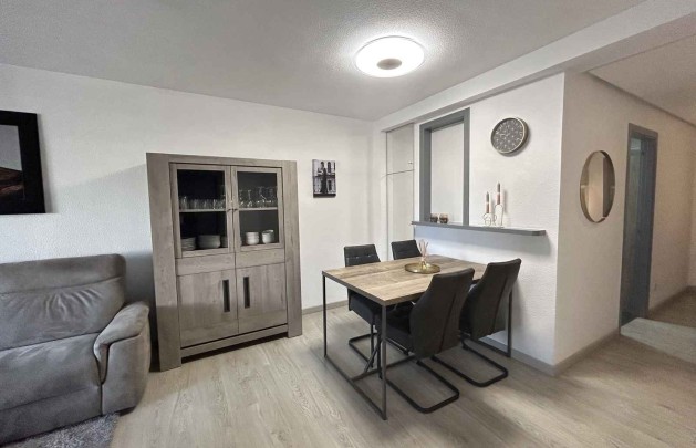 Alquiler a corto plazo - Apartamento / piso - Albir - Centro