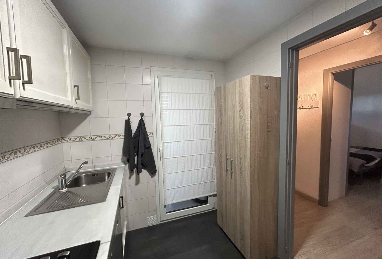 Alquiler a corto plazo - Apartamento / piso - Albir - Centro