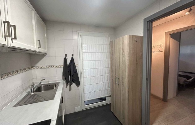 Alquiler a corto plazo - Apartamento / piso - Albir - Centro