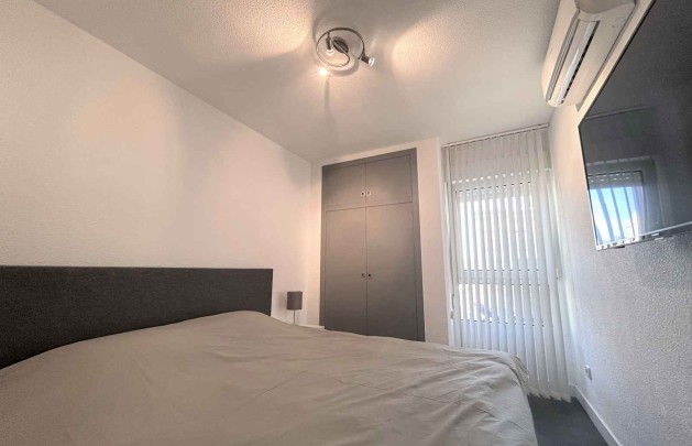 Alquiler a corto plazo - Apartamento / piso - Albir - Centro