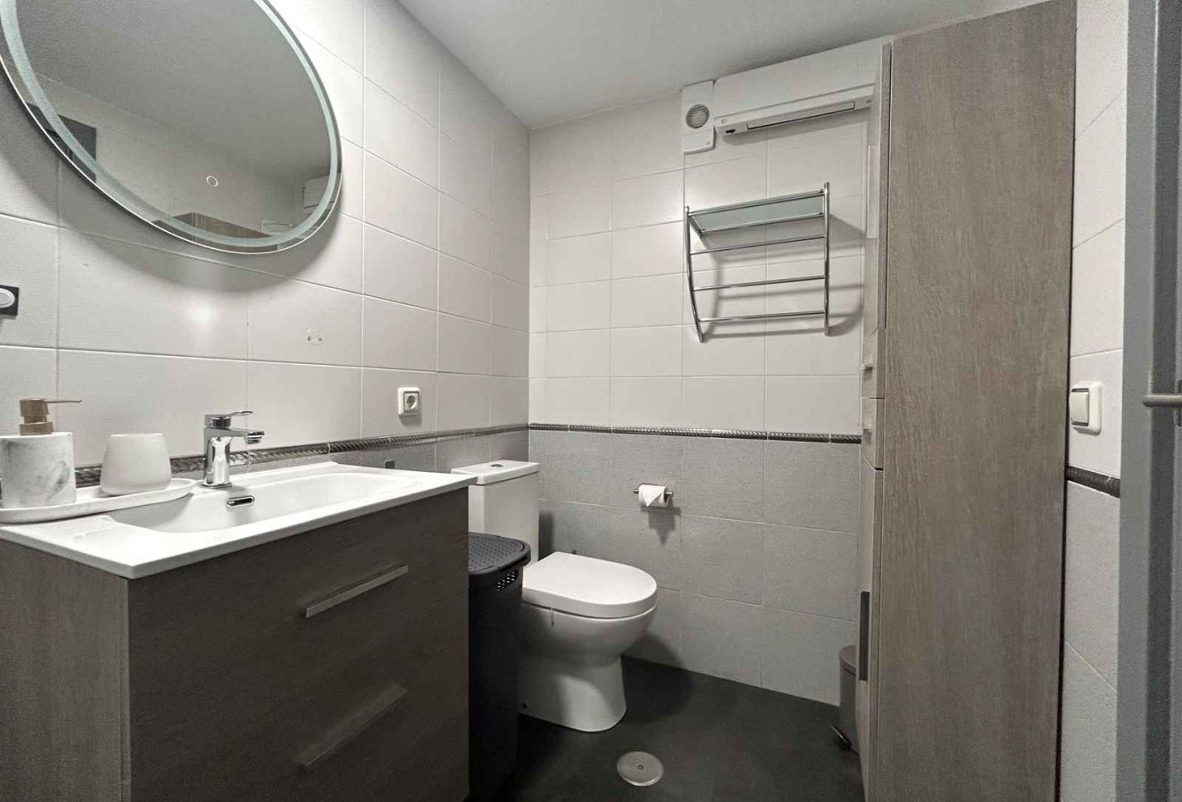 Alquiler a corto plazo - Apartamento / piso - Albir - Centro
