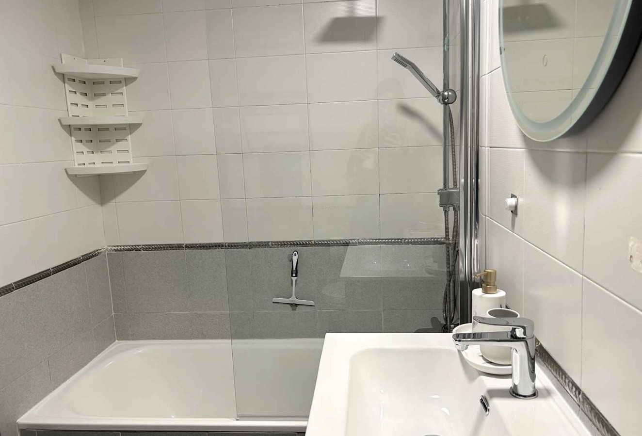 Alquiler a corto plazo - Apartamento / piso - Albir - Centro