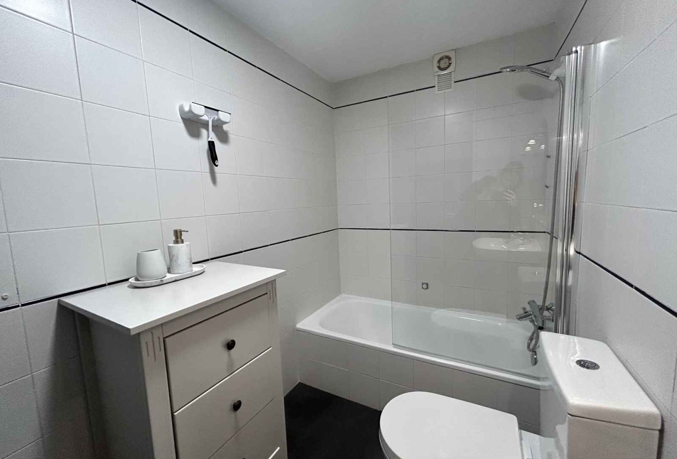 Alquiler a corto plazo - Apartamento / piso - Albir - Centro