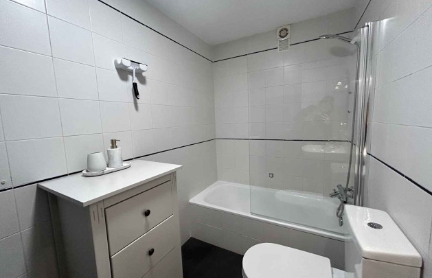 Alquiler a corto plazo - Apartamento / piso - Albir - Centro