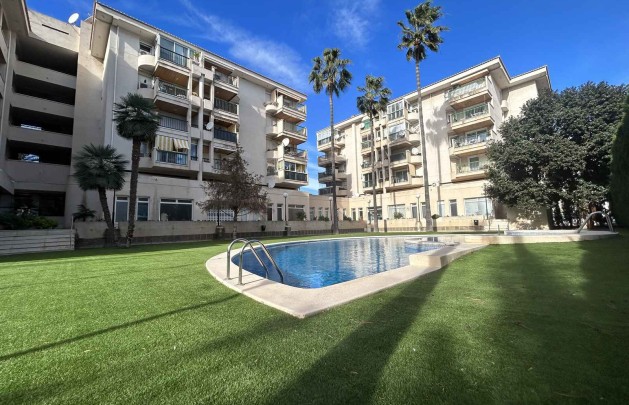 Alquiler a corto plazo - Apartamento / piso - Albir - Centro