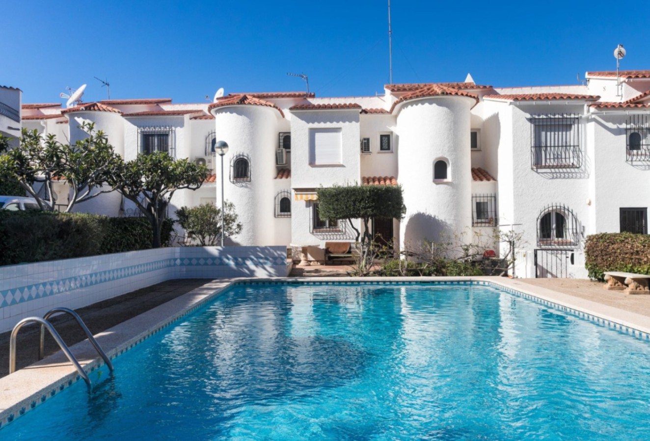 Alquiler a corto plazo - Bungalow - Albir - Urbanizacion