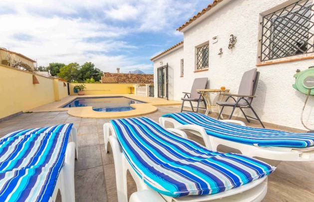 Alquiler a corto plazo - Villa - Albir - Urbanizacion
