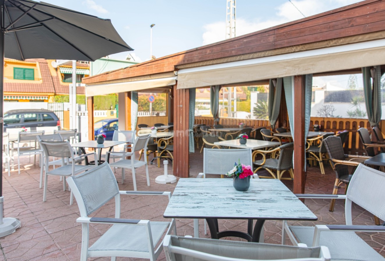 Reventa - Local - Albir - Centro