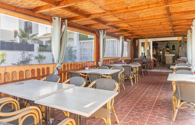 Reventa - Local - Albir - Centro