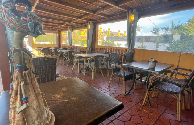 Reventa - Local - Albir - Centro