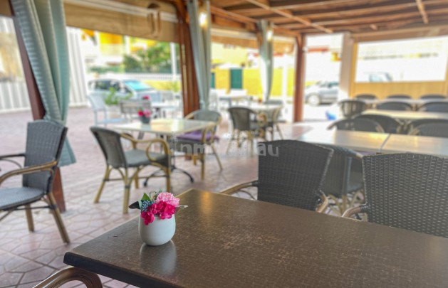Reventa - Local - Albir - Centro