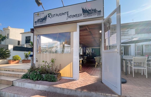 Reventa - Local - Albir - Centro