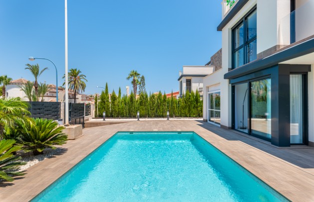 Nieuwbouw Woningen - detached - Playa Paraiso