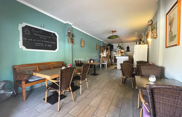 Reventa - Local - Albir - Centro