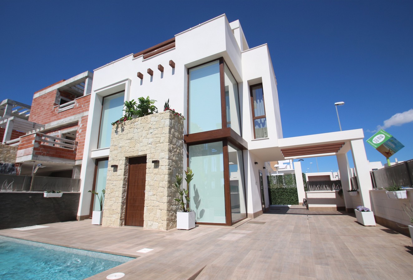 New Build - detached - Playa Paraiso