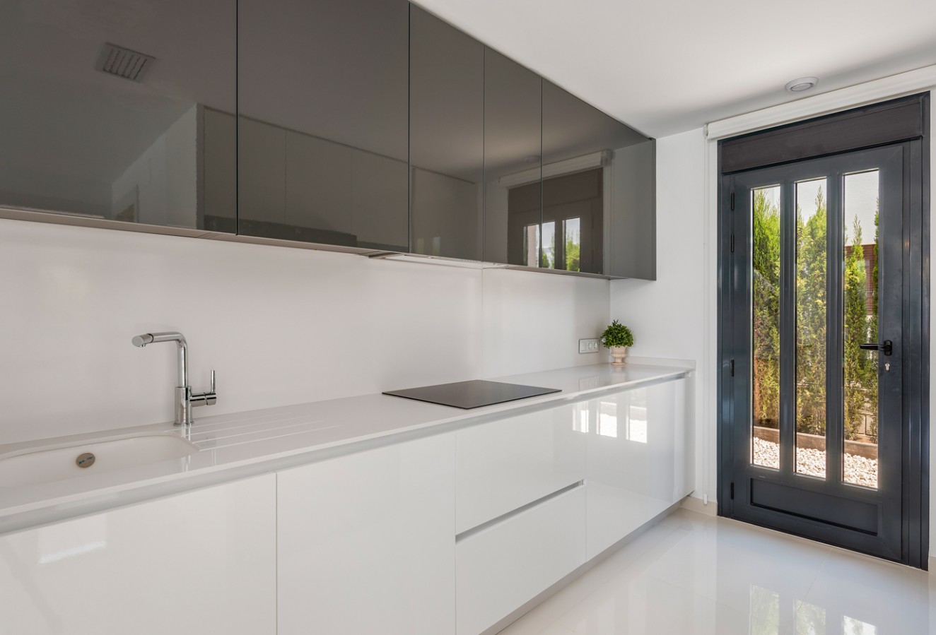 New Build - detached - Playa Paraiso