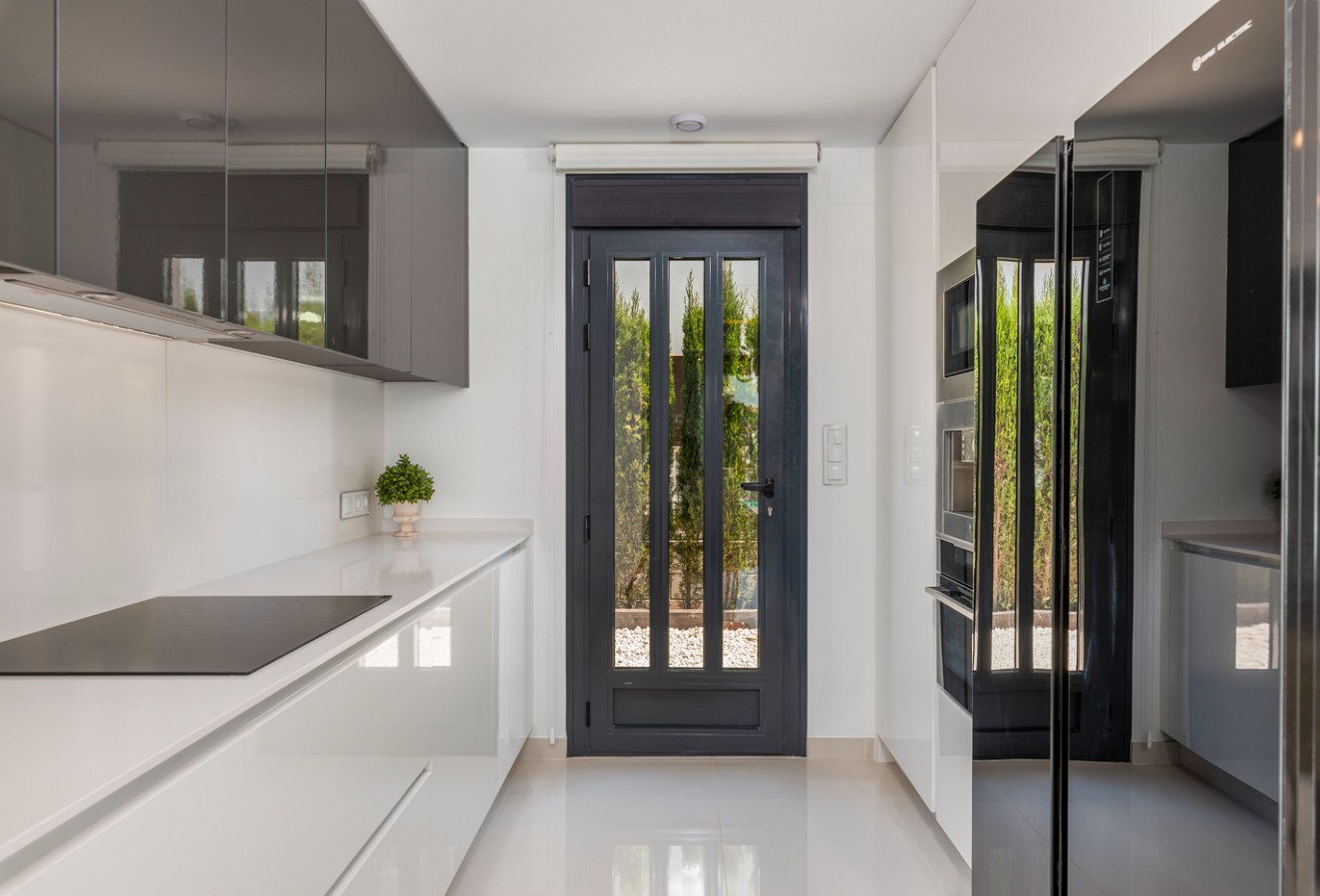 New Build - detached - Playa Paraiso