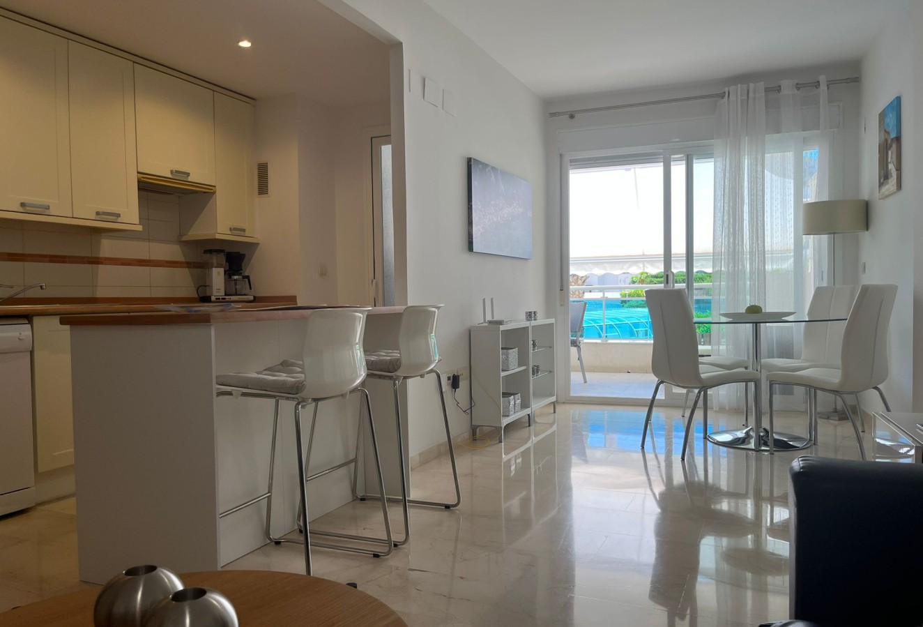 Alquiler a corto plazo - Apartamento / piso - Albir - Centro