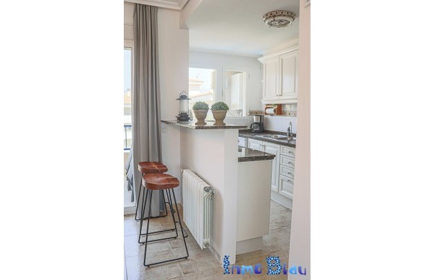 Alquiler a corto plazo - Apartamento / piso - Albir - Centro