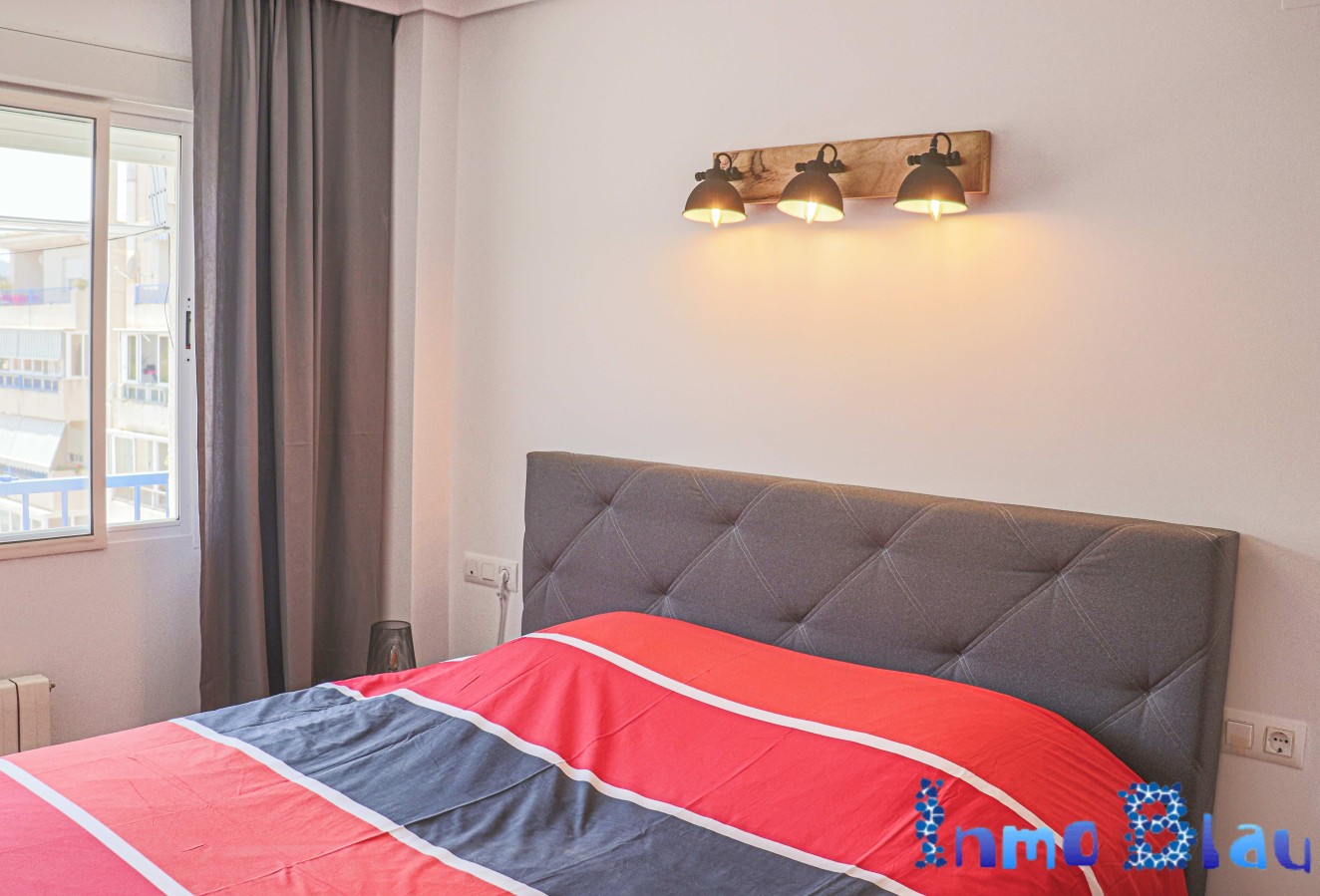 Alquiler a corto plazo - Apartamento / piso - Albir - Centro