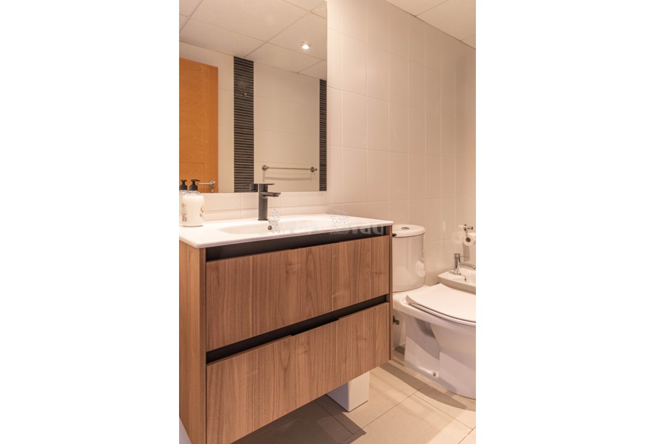 Alquiler a corto plazo - Apartamento / piso - Albir - Playa