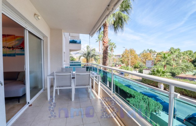 Alquiler a corto plazo - Apartamento / piso - Albir - Centro