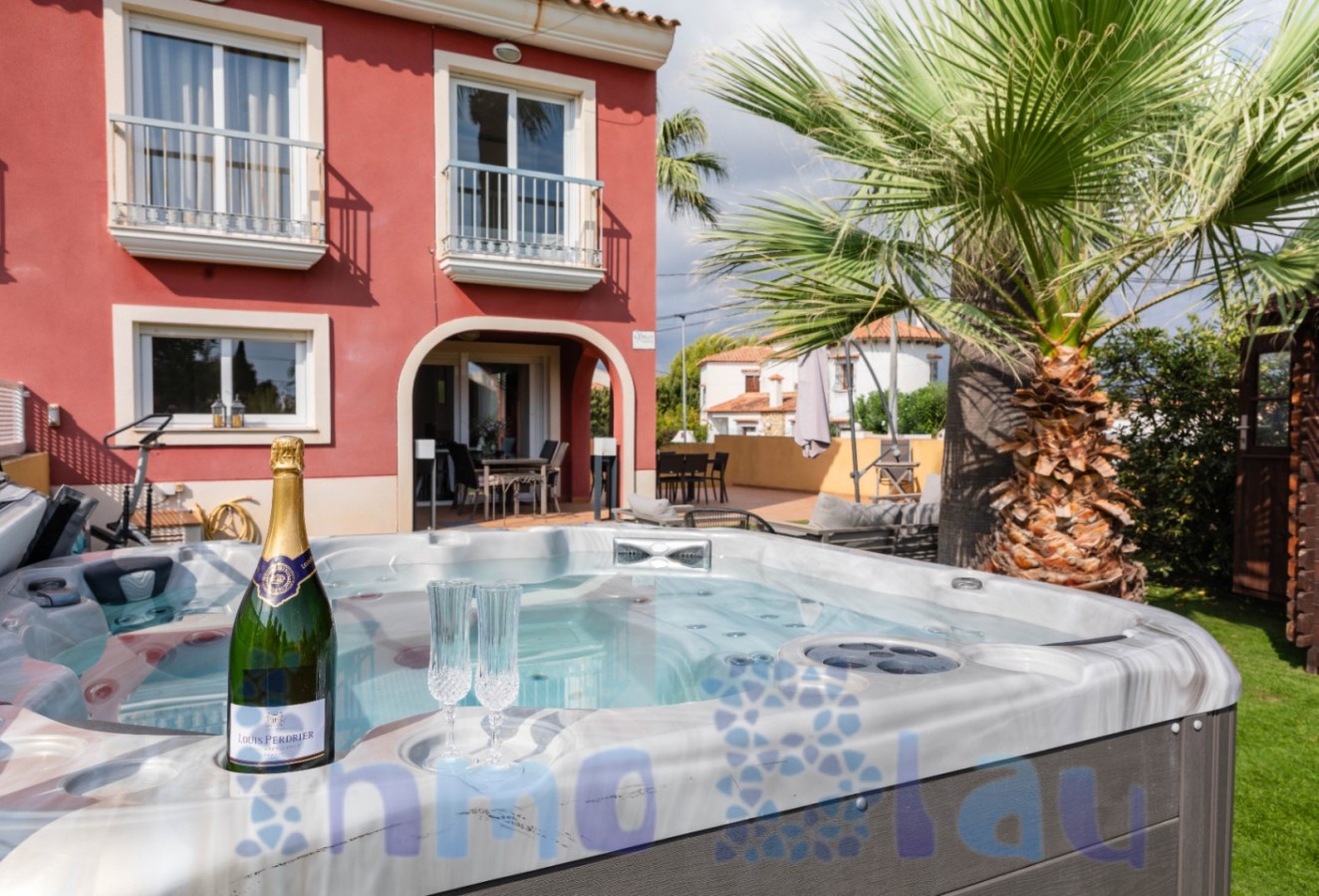 Alquiler a corto plazo - Bungalow - Albir - Urbanizacion