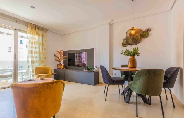 Alquiler a corto plazo - Apartamento / piso - Albir - Centro