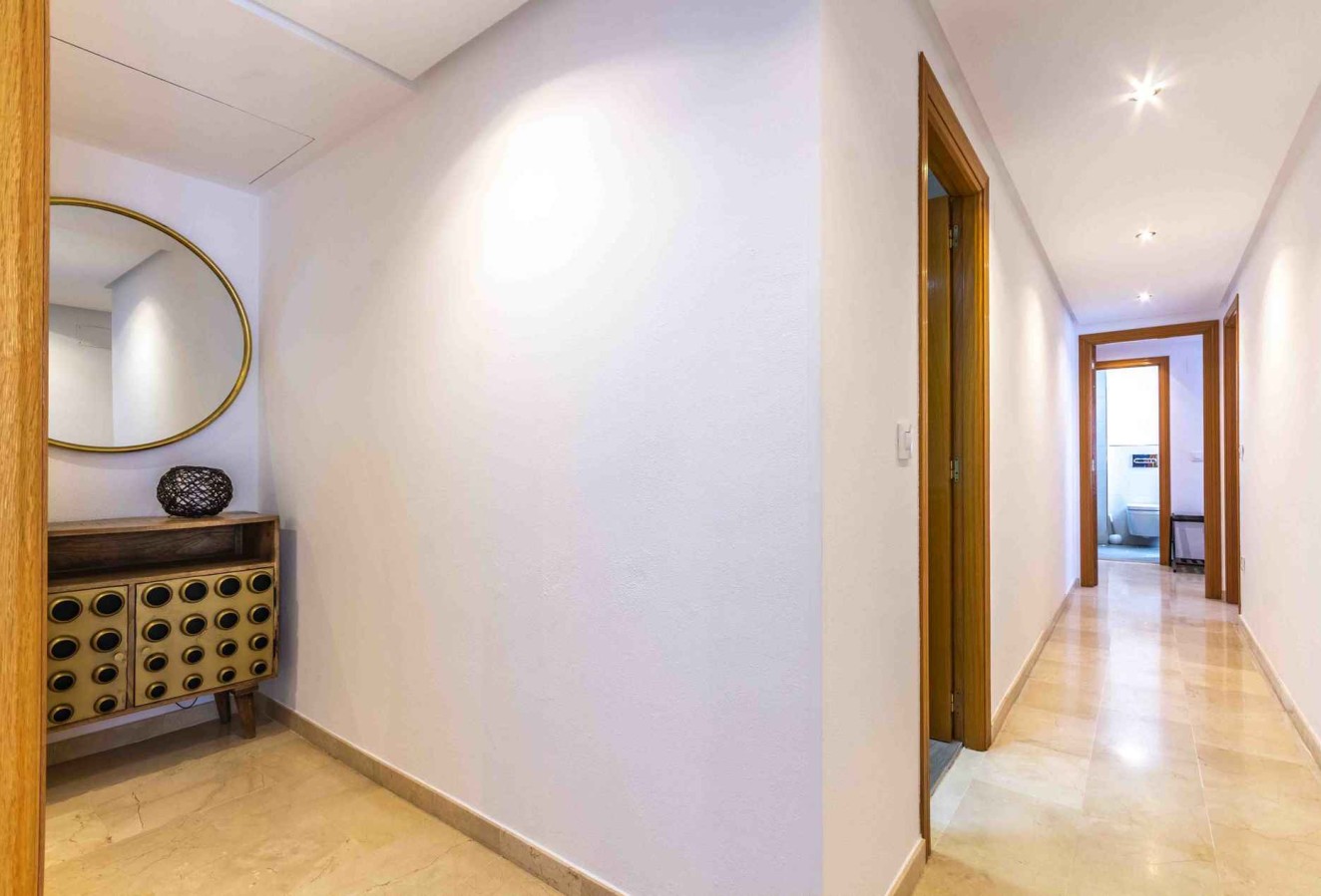 Alquiler a corto plazo - Apartamento / piso - Albir - Centro