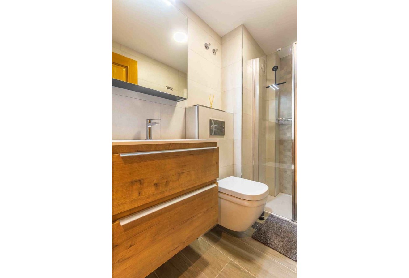 Alquiler a corto plazo - Apartamento / piso - Albir - Centro