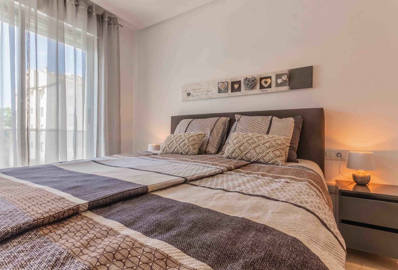 Alquiler a corto plazo - Apartamento / piso - Albir - Centro