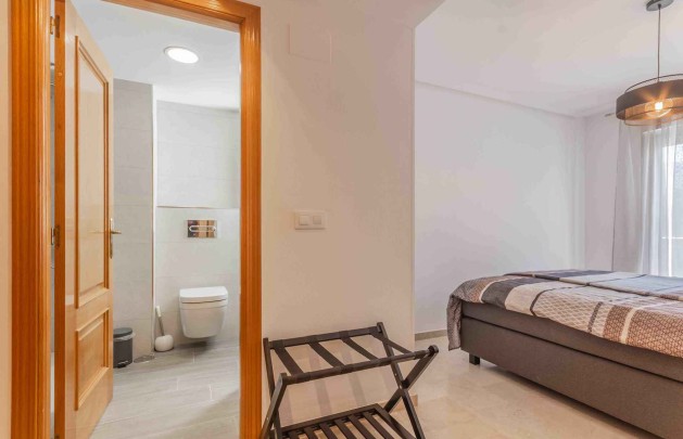 Alquiler a corto plazo - Apartamento / piso - Albir - Centro