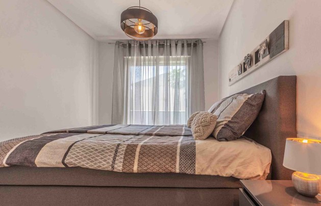 Alquiler a corto plazo - Apartamento / piso - Albir - Centro