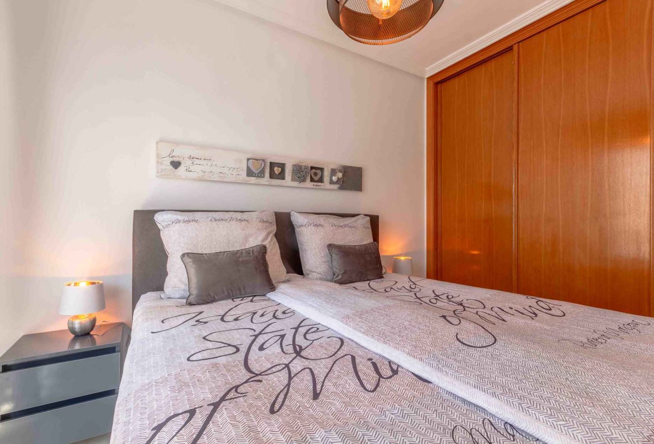 Alquiler a corto plazo - Apartamento / piso - Albir - Centro