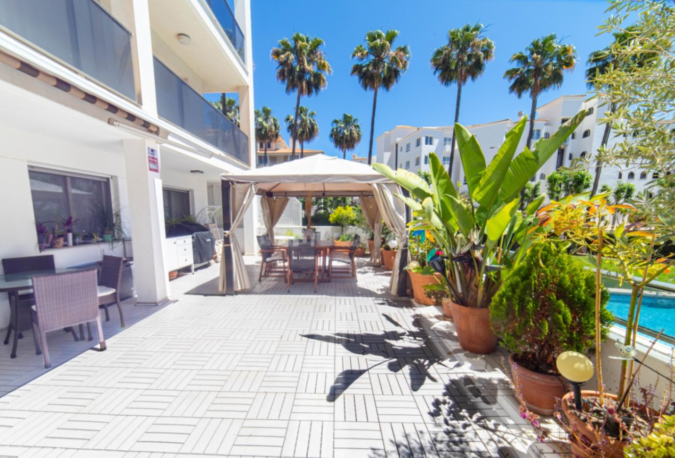 Reventa - Apartamento / piso - Albir - Centro