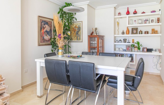 Reventa - Apartamento / piso - Albir - Centro