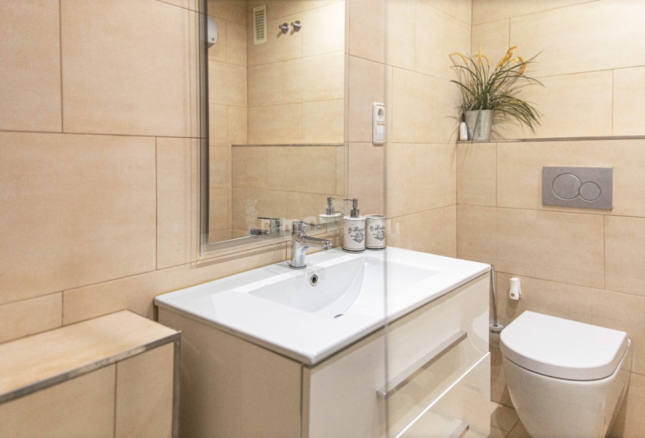Reventa - Apartamento / piso - Albir - Centro
